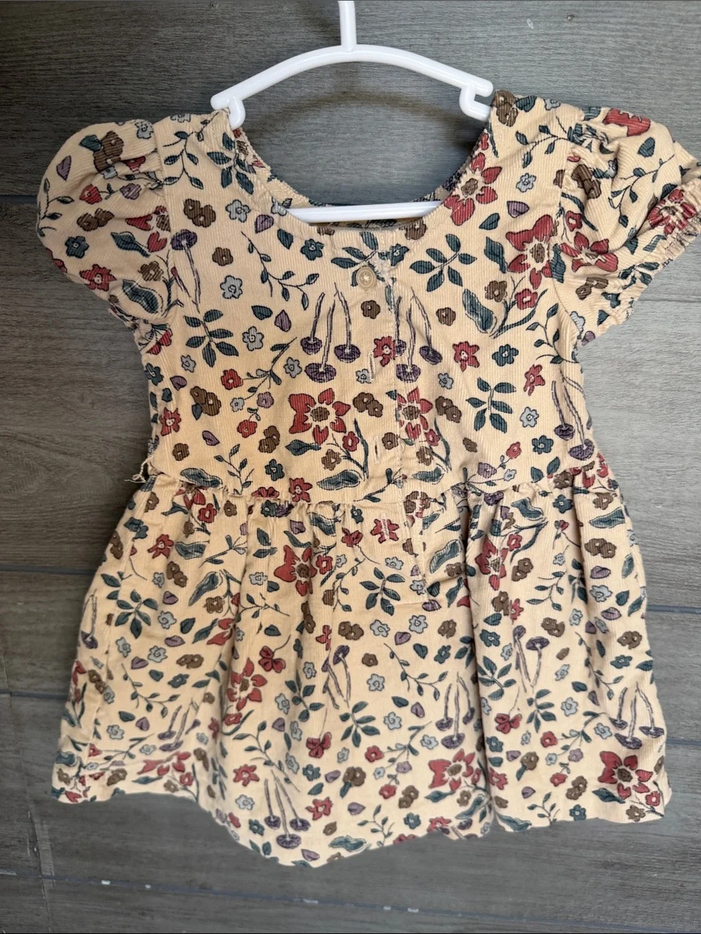 Carters soft beige